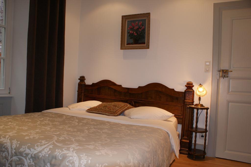 Location "Charme" Apartment Riquewihr Ruang foto