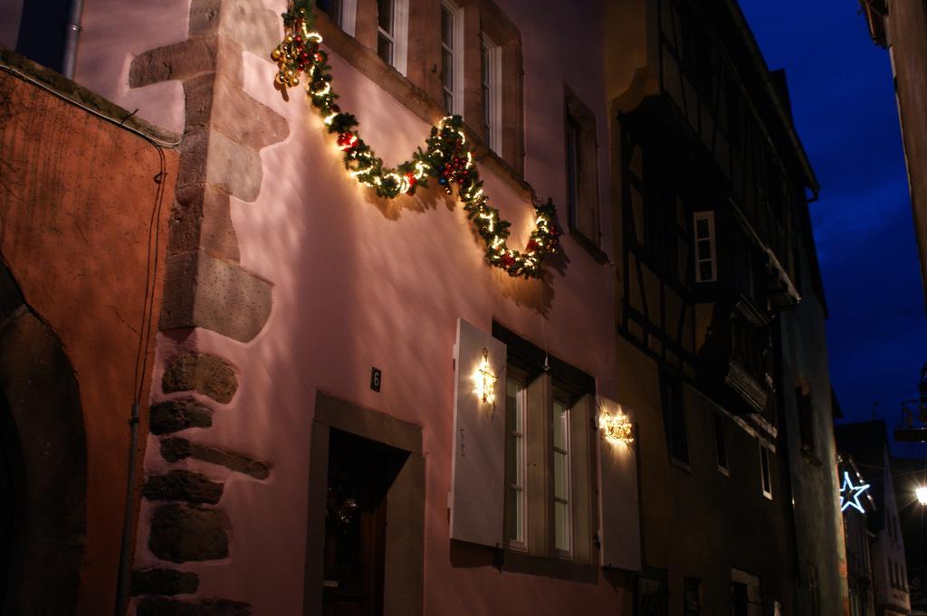 Location "Charme" Apartment Riquewihr Ruang foto