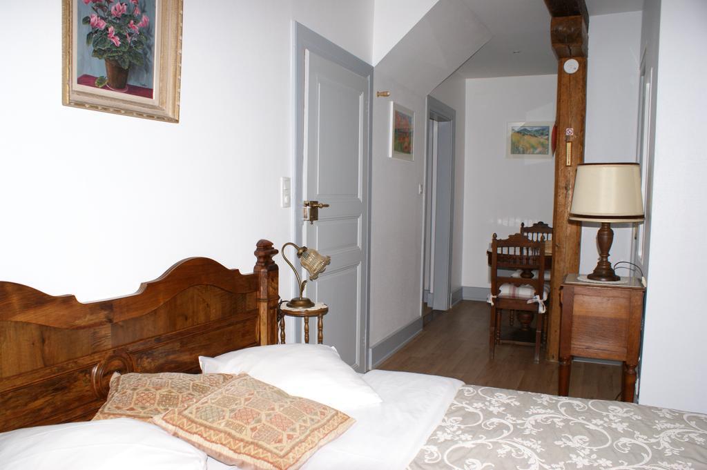 Location "Charme" Apartment Riquewihr Ruang foto